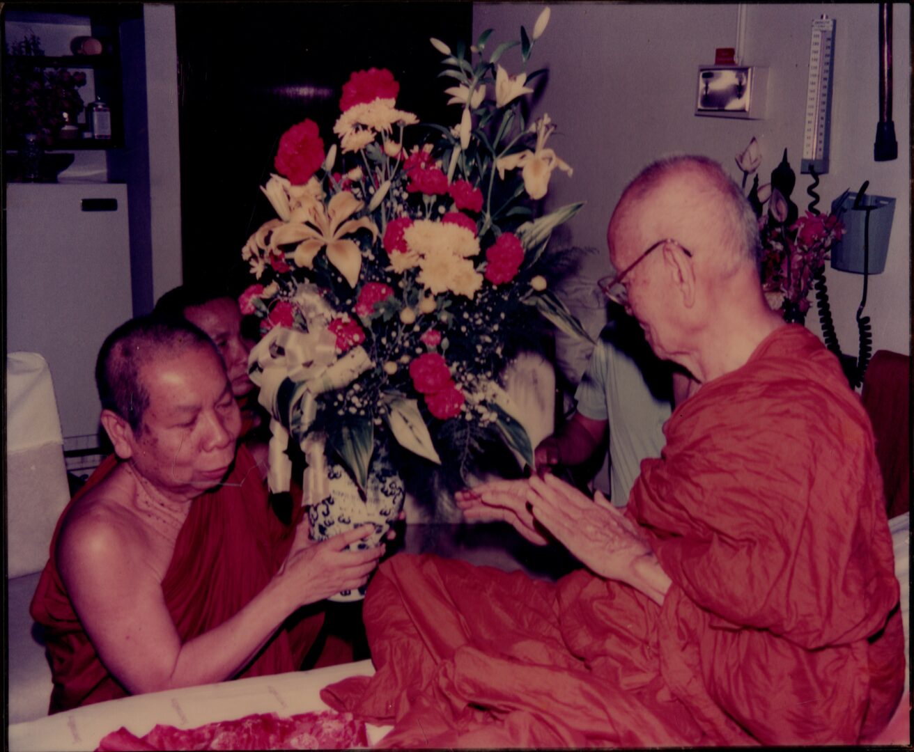 รูปภาพการปฏิบัติศาสนกิจ